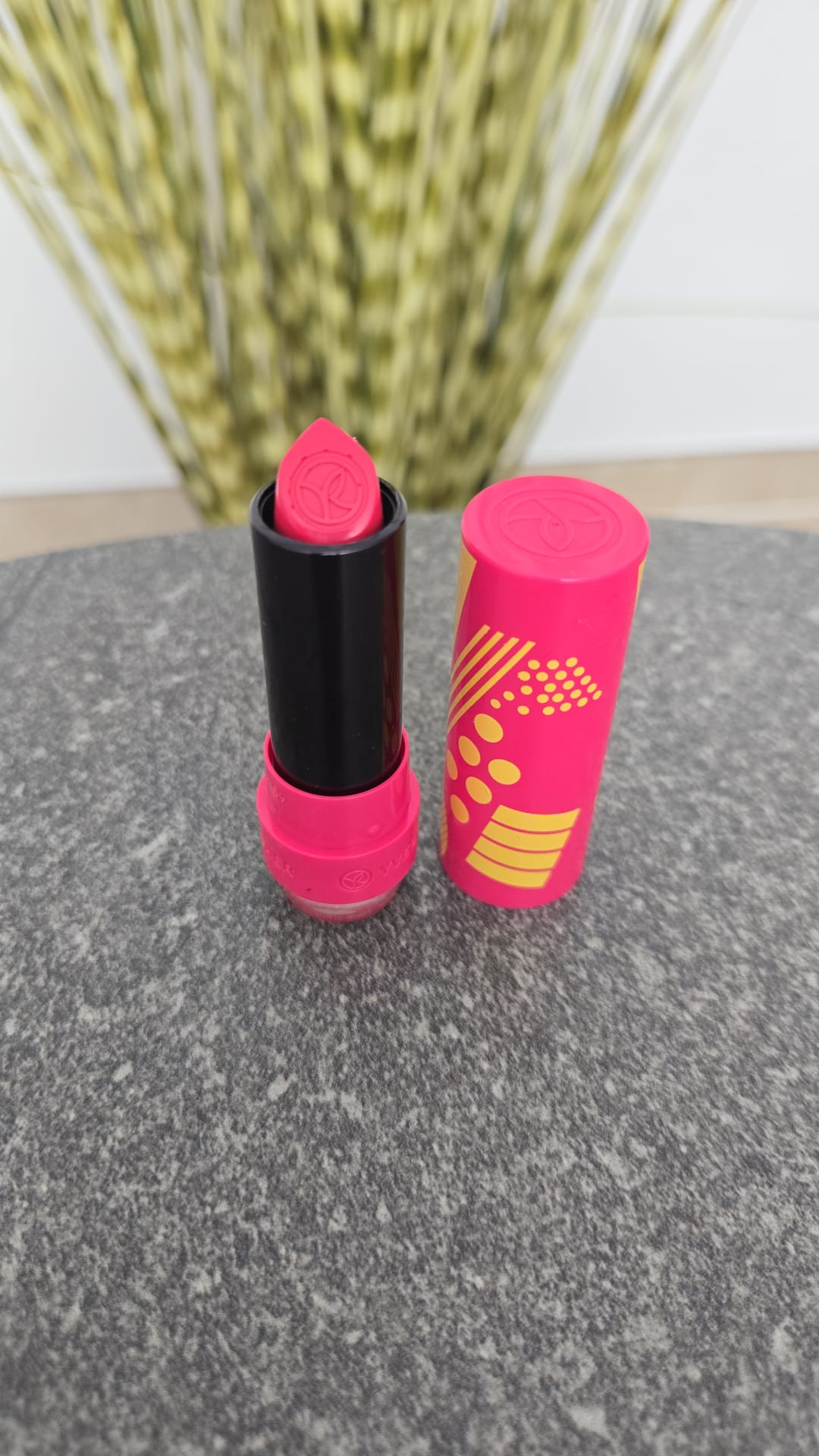 5e unité rouge à lèvre Yves Rocher