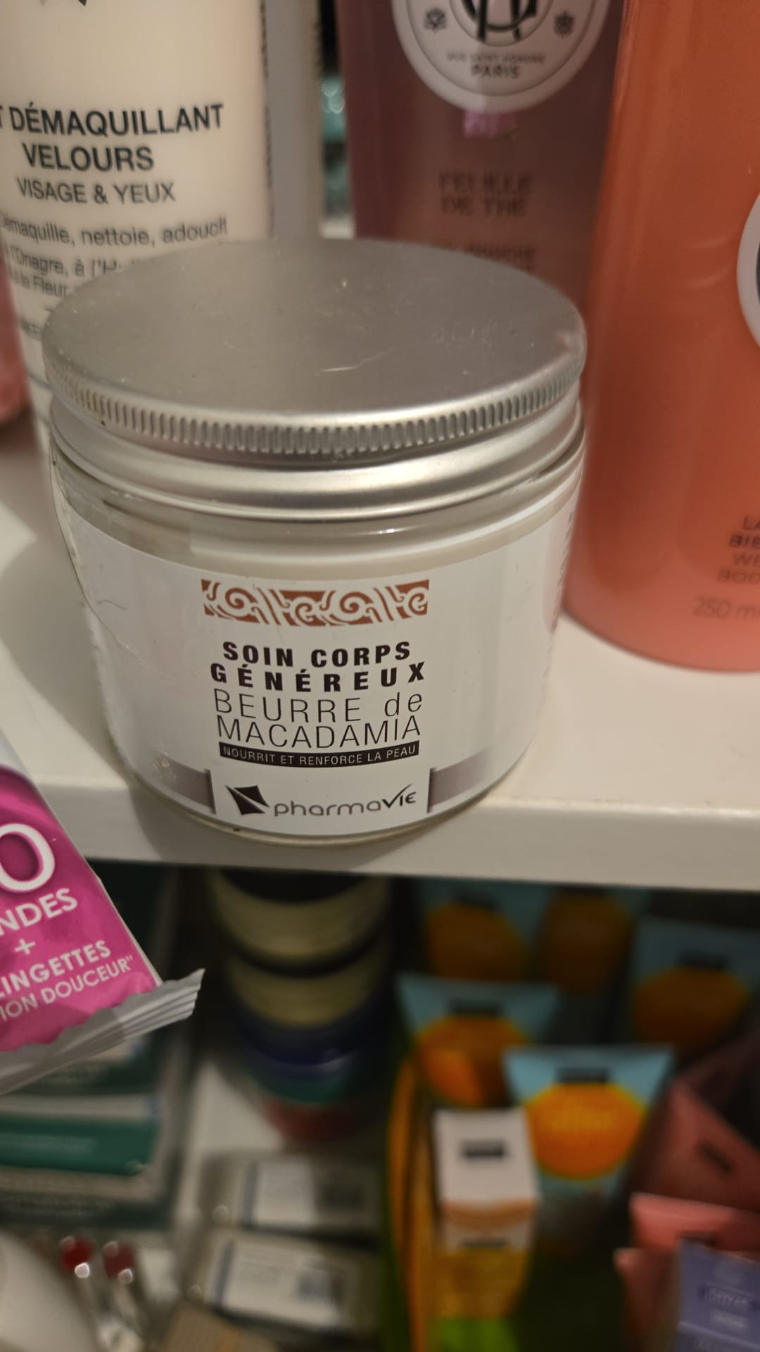 8e le pot de crème corps Macadamia